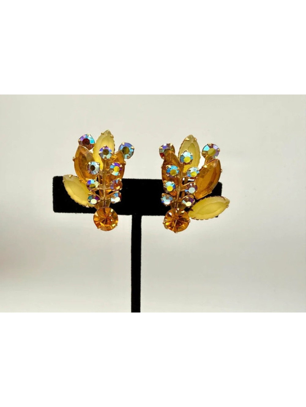 Vintage 1950s 60s Amber AB Rhinestone Clip On Earrings